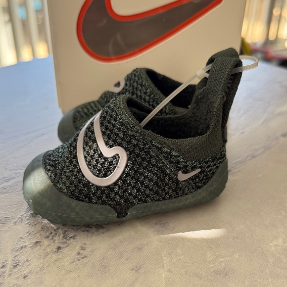 Nike Swoosh 1 (TD) Kids' Green & Cement Grey. Sneakers. Size 3c - Picture 6 of 12